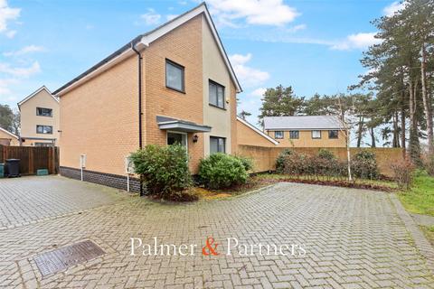 Kirby Drive, Mile End, Colchester, Essex, CO4
