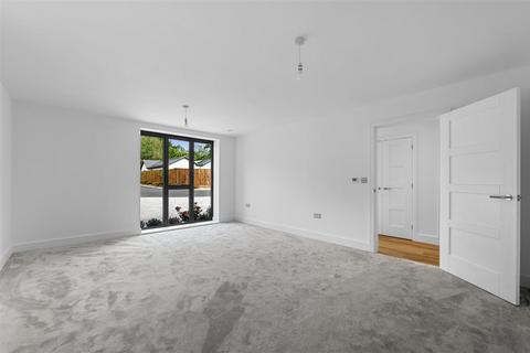 undefined, New Road, Little Burstead, Billericay