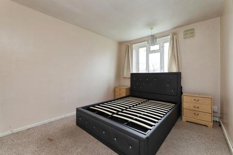 2 bedroom flat for sale, Longbridge Road, Barking