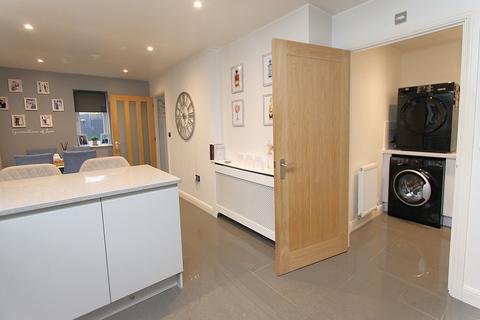 4 bedroom detached house for sale, Shrubbery Gardens, Kidderminster, DY10