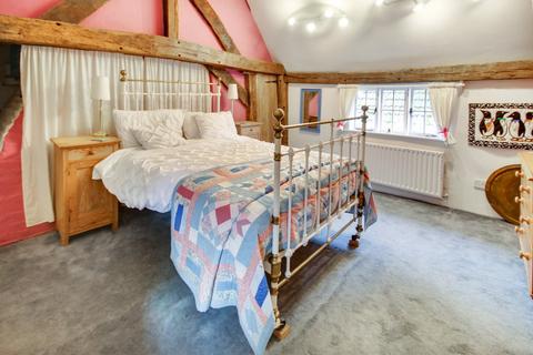 5 bedroom detached house for sale, East Park Lane, Newchapel, Lingfield, RH7