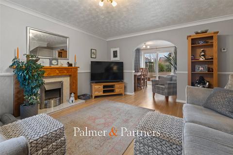 4 bedroom detached house for sale, Dorchester End, Old Heath, Colchester, Essex, CO2