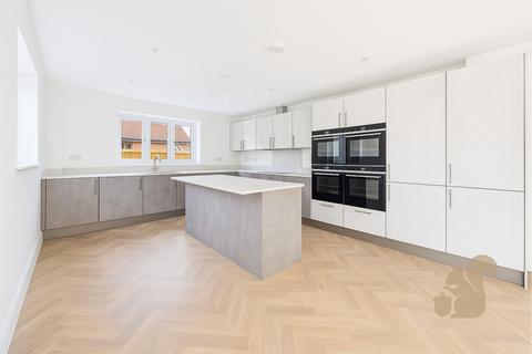 5 bedroom detached house for sale, The Maypoles, Mill End Green, Great Dunmow CM6