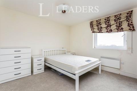 2 bedroom flat to rent, Brecon House, The Canalside, Portsmouth, PO1