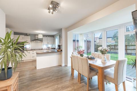 4 bedroom detached house for sale, Beautifully Presented Home in Poringland