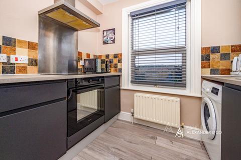1 bedroom flat to rent, Lawn Lane, Hemel Hempstead, Hertfordshire, HP3