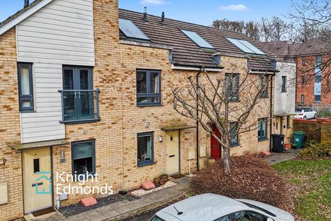 2 bedroom terraced house for sale, Trinity Way, Maidstone, ME15