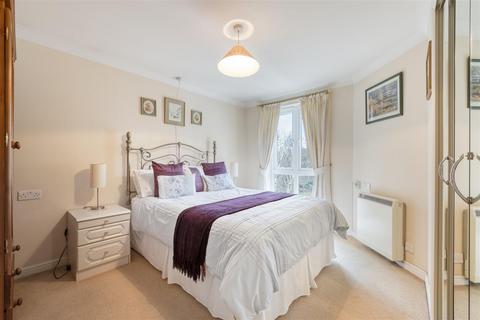 1 bedroom retirement property for sale, Kingston Road, Epsom KT19