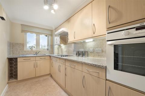 1 bedroom retirement property for sale, Kingston Road, Epsom KT19