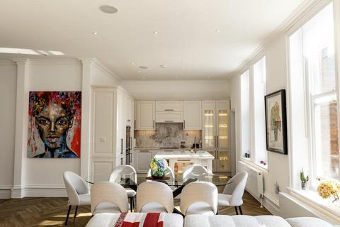 3 bedroom apartment for sale, Lindfield Gardens, Hampstead, London, NW3