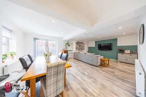 2 bedroom semi-detached bungalow for sale, Bridport Close, Reading, RG6