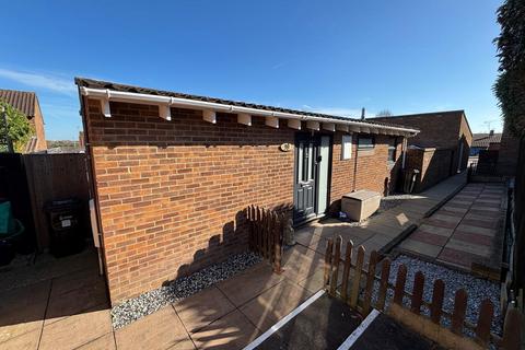 2 bedroom detached bungalow for sale, Bridport Close, Reading, RG6