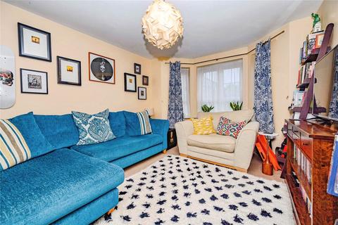 undefined, Watling Gardens, Dunstable, Bedfordshire, LU6