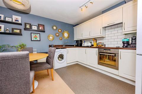 undefined, Watling Gardens, Dunstable, Bedfordshire, LU6