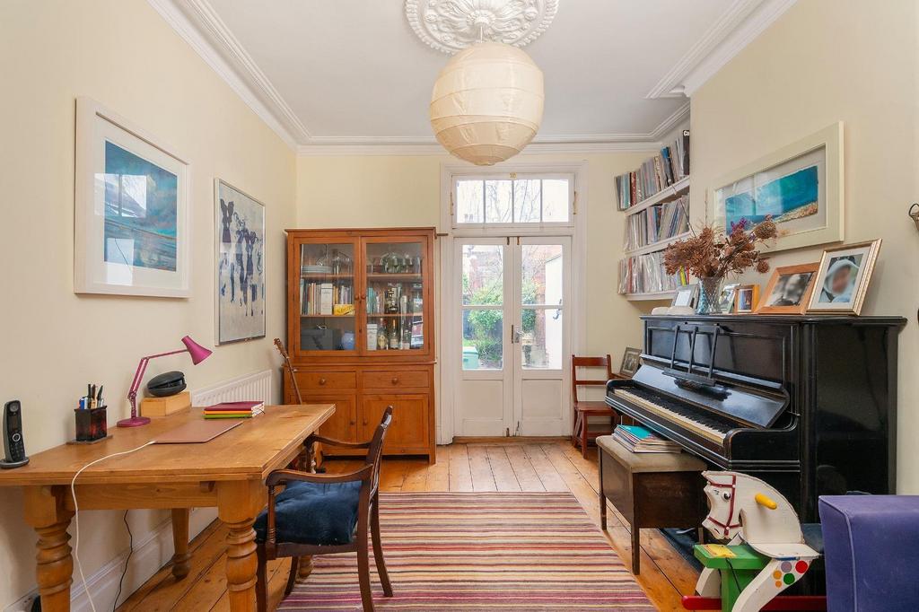 1 H1 RKE - Dining Room C.jpg