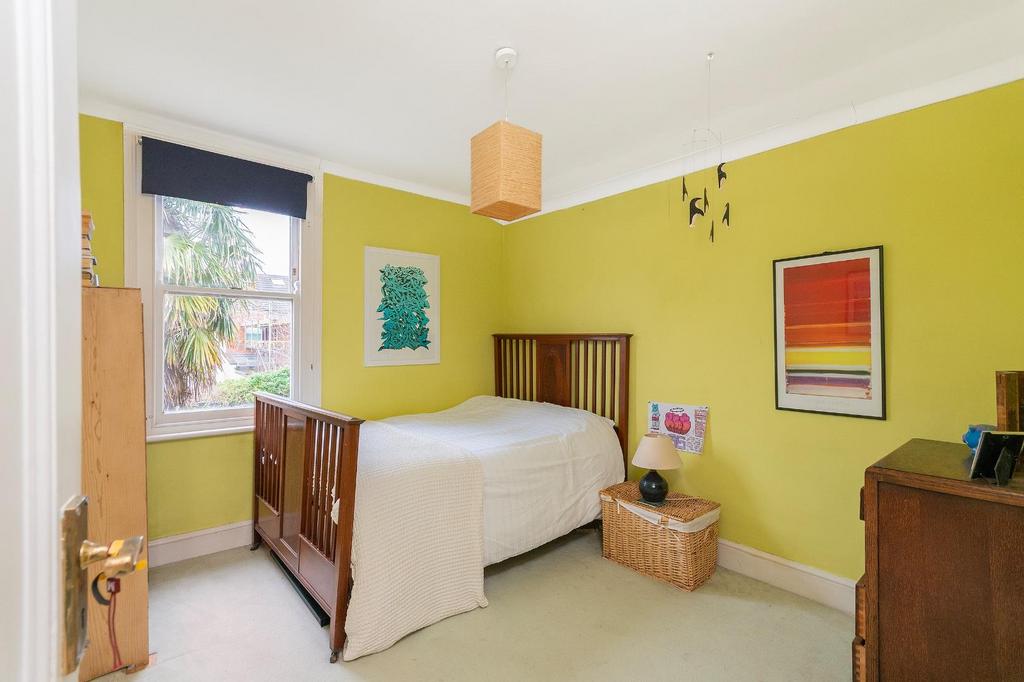 1 H1 RKE - Bedroom B.jpg