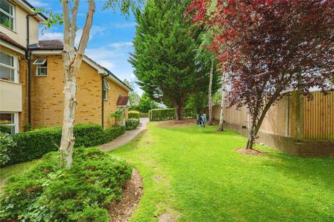 undefined, Strathmore Avenue, Luton, Bedfordshire, LU1