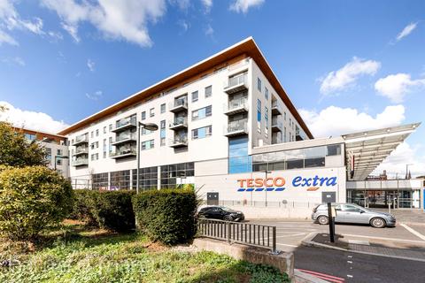 1 bedroom flat for sale, Streatham High Road, London