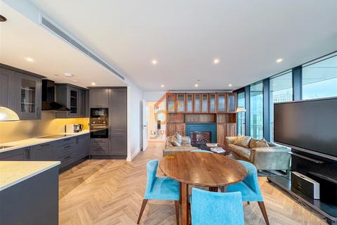 2 bedroom flat to rent, 1 Merino Gardens, London, E1W