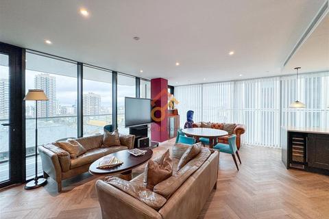 2 bedroom flat to rent, 1 Merino Gardens, London, E1W