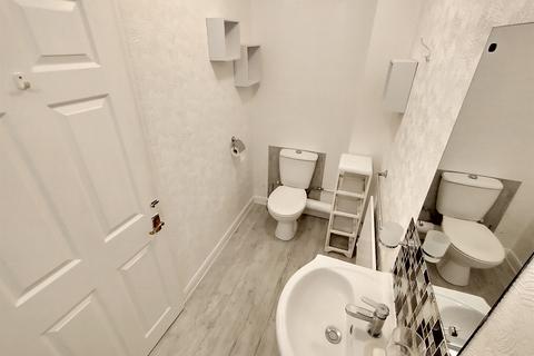 4 bedroom end of terrace house for sale, Alfred Road, Plymouth