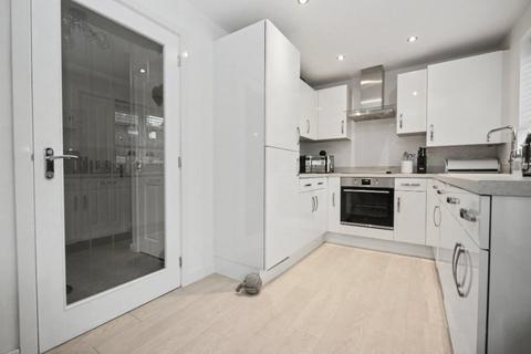 3 bedroom detached house for sale, Limestone Road, Wakefield, West Yorkshire