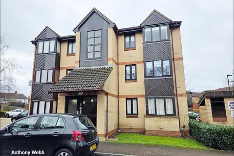 2 bedroom flat to rent, St. Pauls Rise, Tottenhall Road, N13