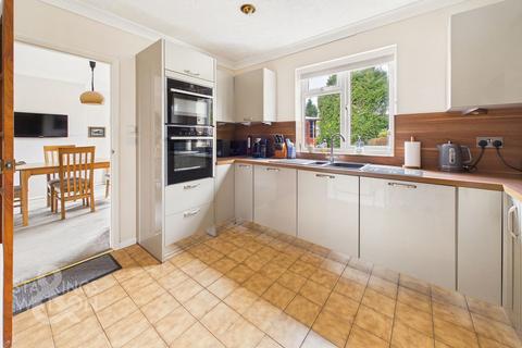 3 bedroom semi-detached house for sale, Leman Close, Norwich NR14