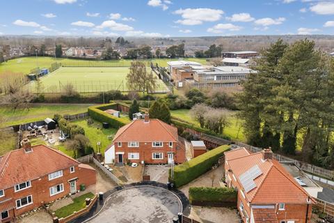 3 bedroom semi-detached house for sale, Leman Close, Norwich NR14