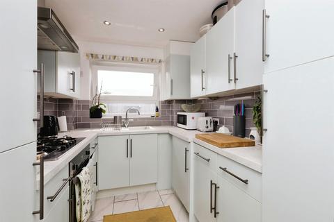 2 bedroom flat for sale, Upperton Road, Eastbourne