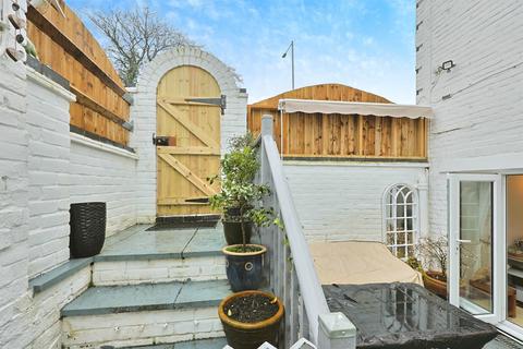 1 bedroom flat for sale, Earlham Road, Norwich