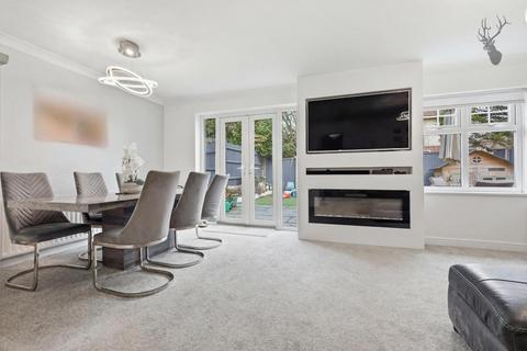 4 bedroom detached house for sale, Bridge Hill, Epping