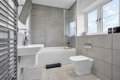 2 bedroom semi-detached house for sale, Dorset Square, Summers Park