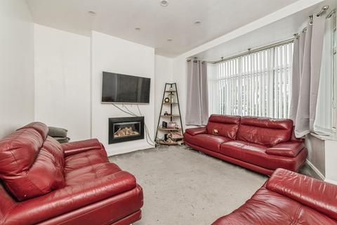 2 bedroom end of terrace house for sale, Broughton Road, Huddersfield