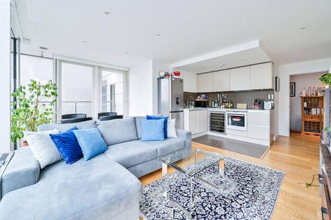 1 bedroom flat for sale, Empire Square, London Bridge, London, SE1