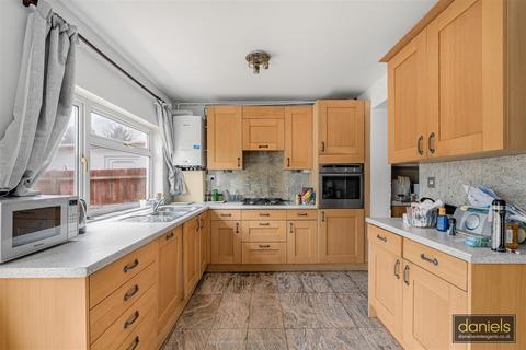 3 bedroom semi-detached house for sale, Byron Road, Wembley