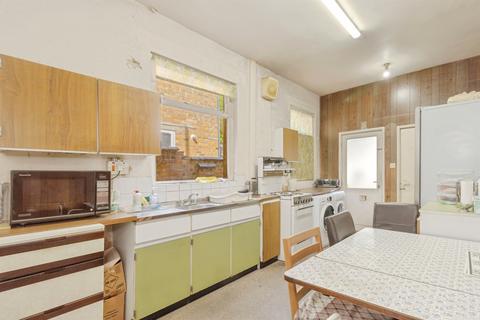 4 bedroom terraced house for sale, Kimberley Road, Leicester