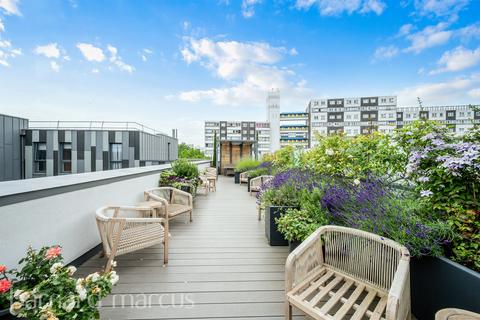 undefined, Battersea Park Road, London