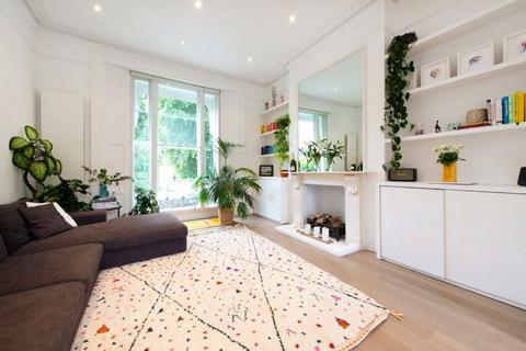2 bedroom flat to rent, Pembridge Villas, London W11