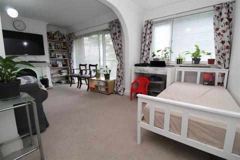 2 bedroom maisonette for sale, Tile Cross Road, Birmingham B33