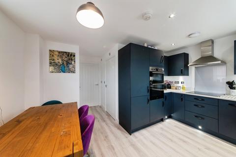 3 bedroom end of terrace house for sale, Burnham Way, Sleaford