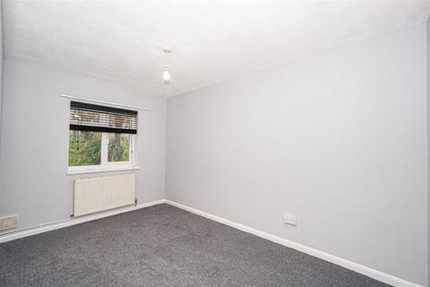 2 bedroom flat for sale, Brackendale, Hastings