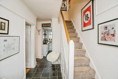 3 bedroom semi-detached house for sale, Berwyn Avenue, Flintshire CH4