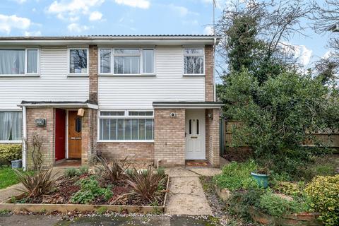3 bedroom end of terrace house for sale, Enniskillen Road, Cambridge