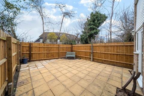 3 bedroom end of terrace house for sale, Enniskillen Road, Cambridge