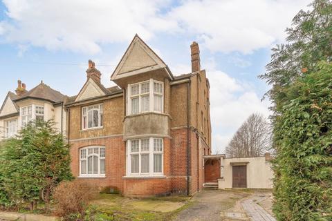 6 bedroom semi-detached house for sale, St Helens Crescent, Norbury, London, SW16