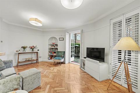 2 bedroom apartment for sale, Heatcroft, Hampstead Way, London, NW11