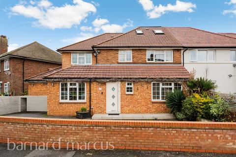 undefined, North Downs Crescent, New Addington, Croydon