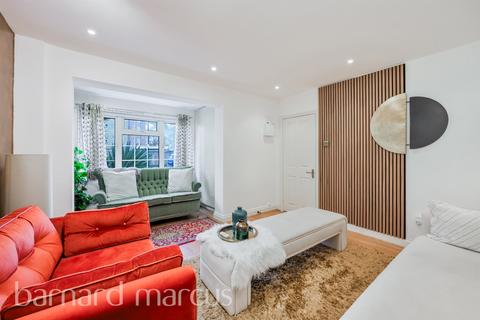 undefined, North Downs Crescent, New Addington, Croydon