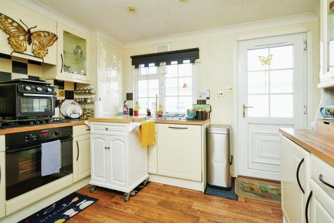 2 bedroom park home for sale, Heyford Leys, Upper Heyford, Bicester